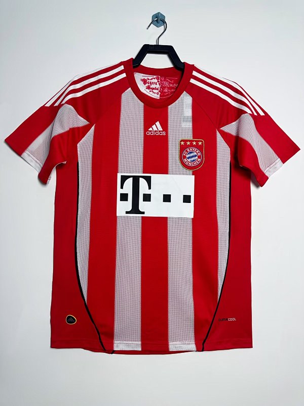Bayern Munich Retro 2010/11 Local