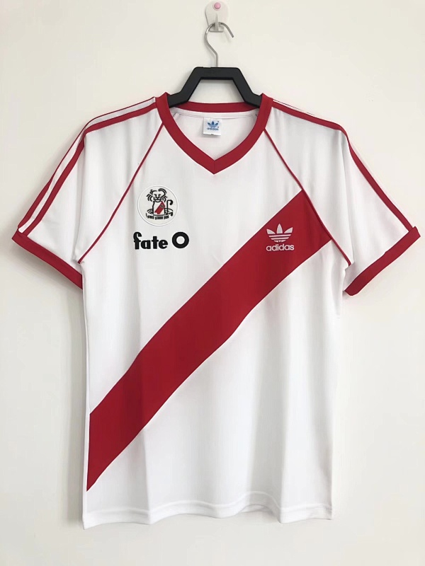 River Plate Retro 1986 Edición especial