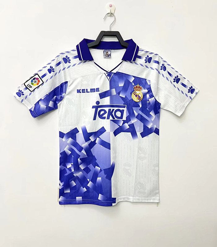 Real Madrid Retro 1996/97 Segunda visitante
