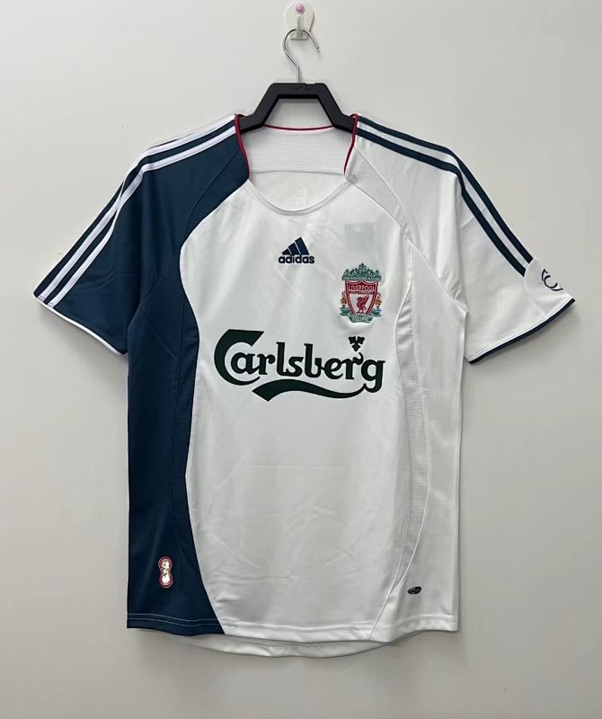 Liverpool Retro 2006/08 Visitante