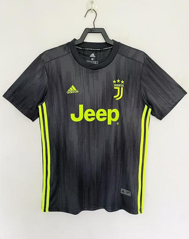 Juventus Retro 2018/19 Segunda visitante