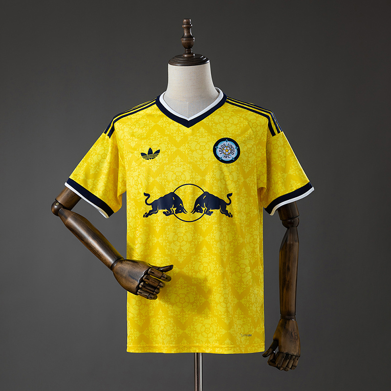 Leeds United 26/27 Visitante