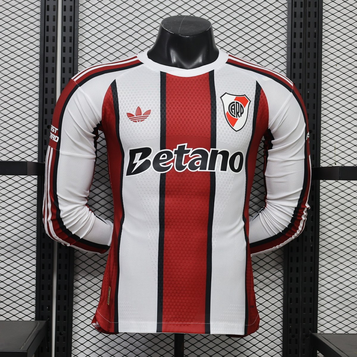 River Plate 26/27 Visitante manga larga