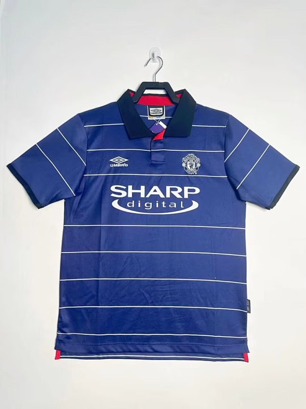 Manchester United Retro 1999/00 Edición especial negra
