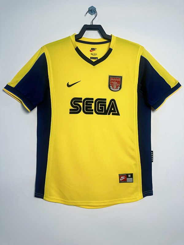 Arsenal Retro 2000/01 Visitante