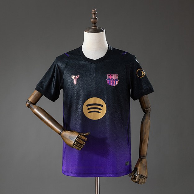 FC Barcelona 26/27 Visitante Kobe Bryant