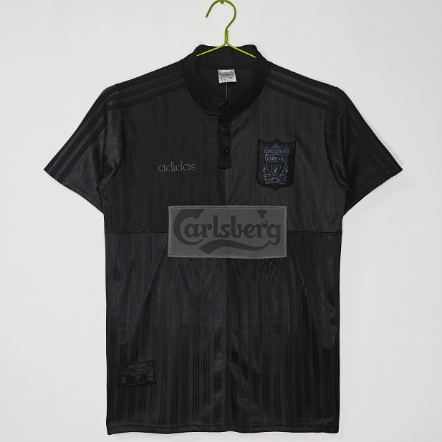 Liverpool Retro 1995/96 Edicion especial negra