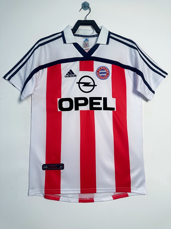 Bayern Munich Retro 2000/02 Visitante