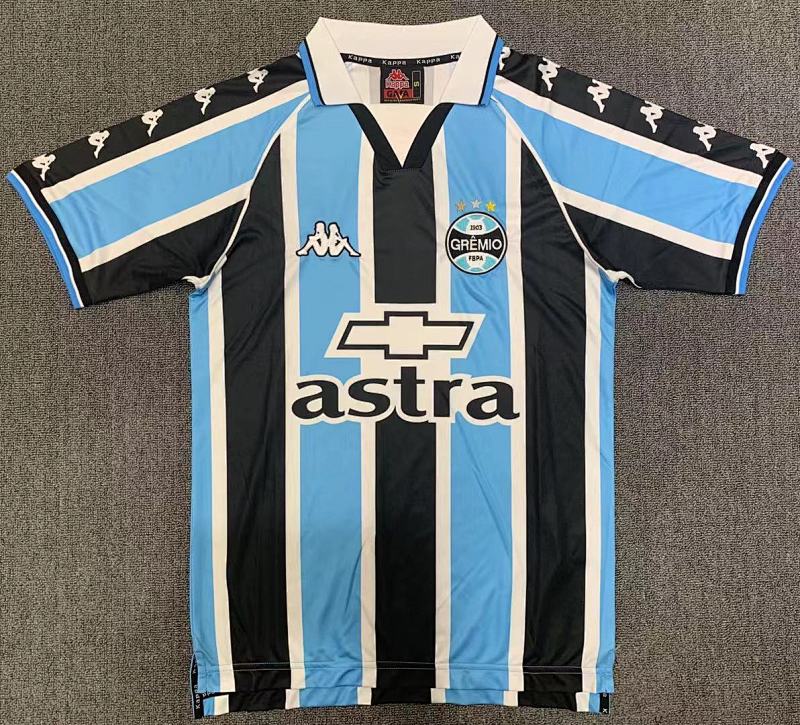 Gremio Retro 2000 Local